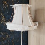 Abat jour par Artisan Tapissier Nancy